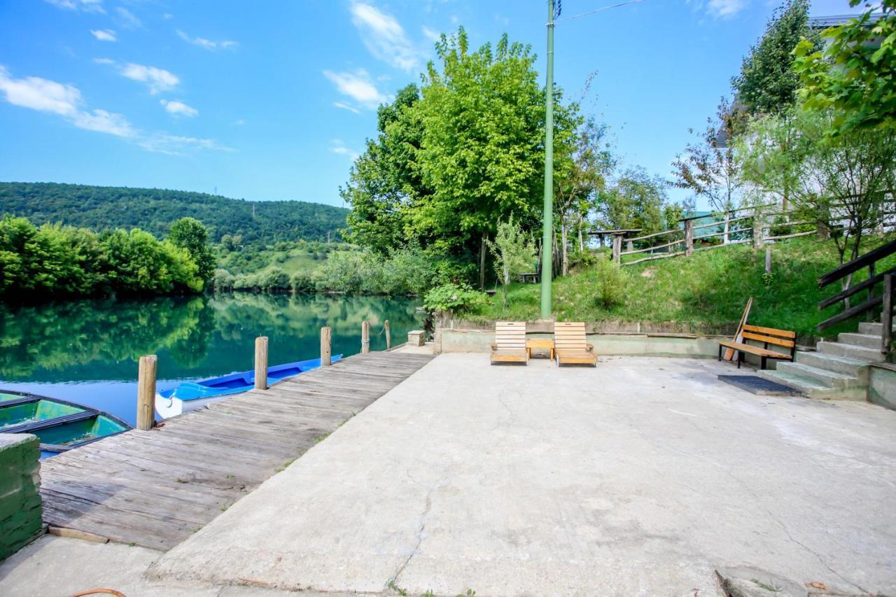 Apartments River Una 4 Bihać Екстериор снимка