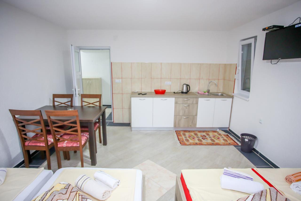 Apartments River Una 4 Bihać Екстериор снимка