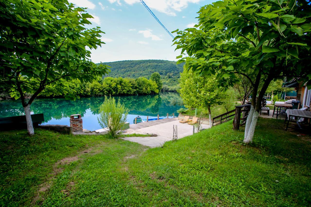 Apartments River Una 4 Bihać Екстериор снимка